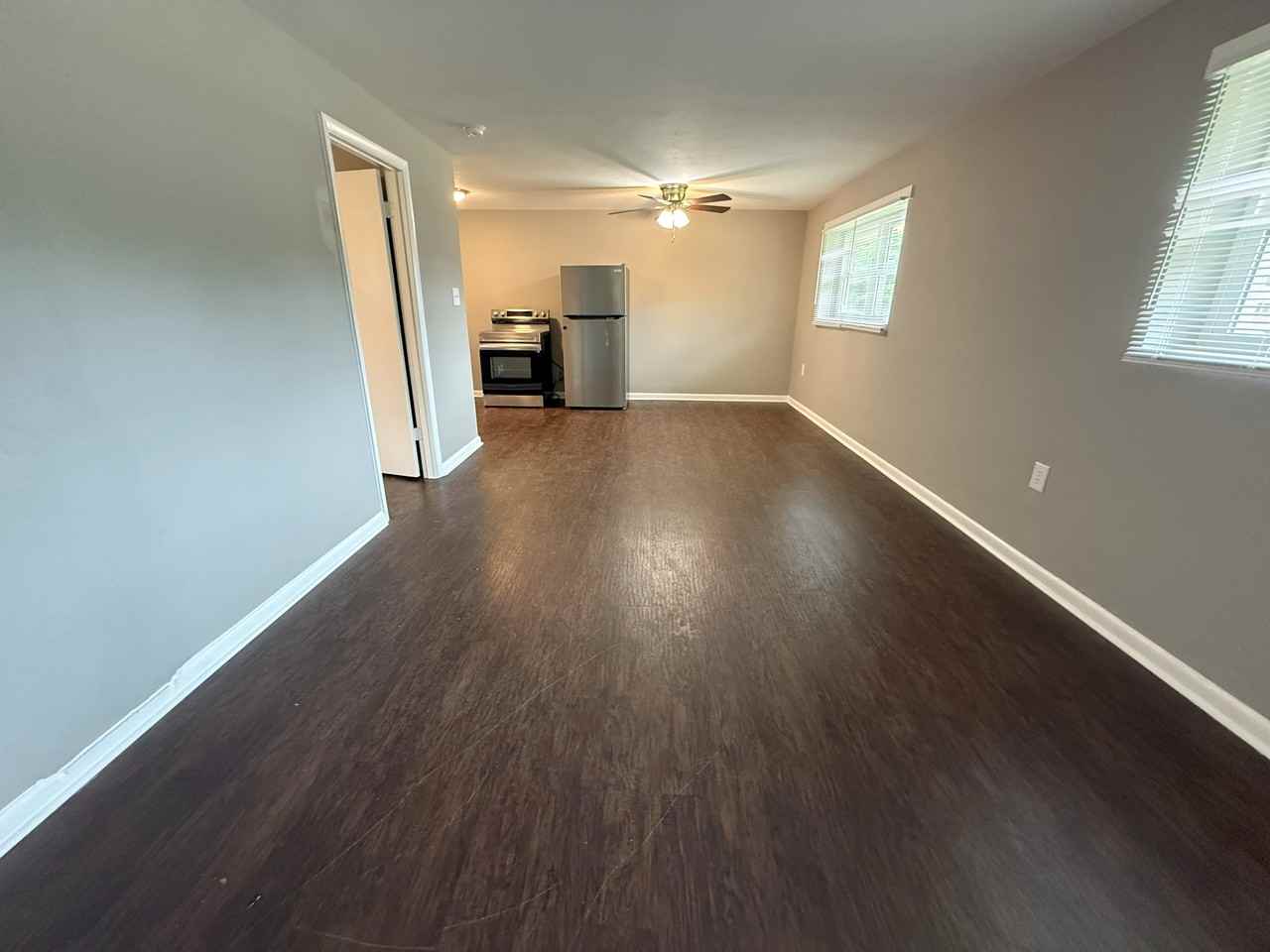 17 Hollis St #B - Photo 4 of 10