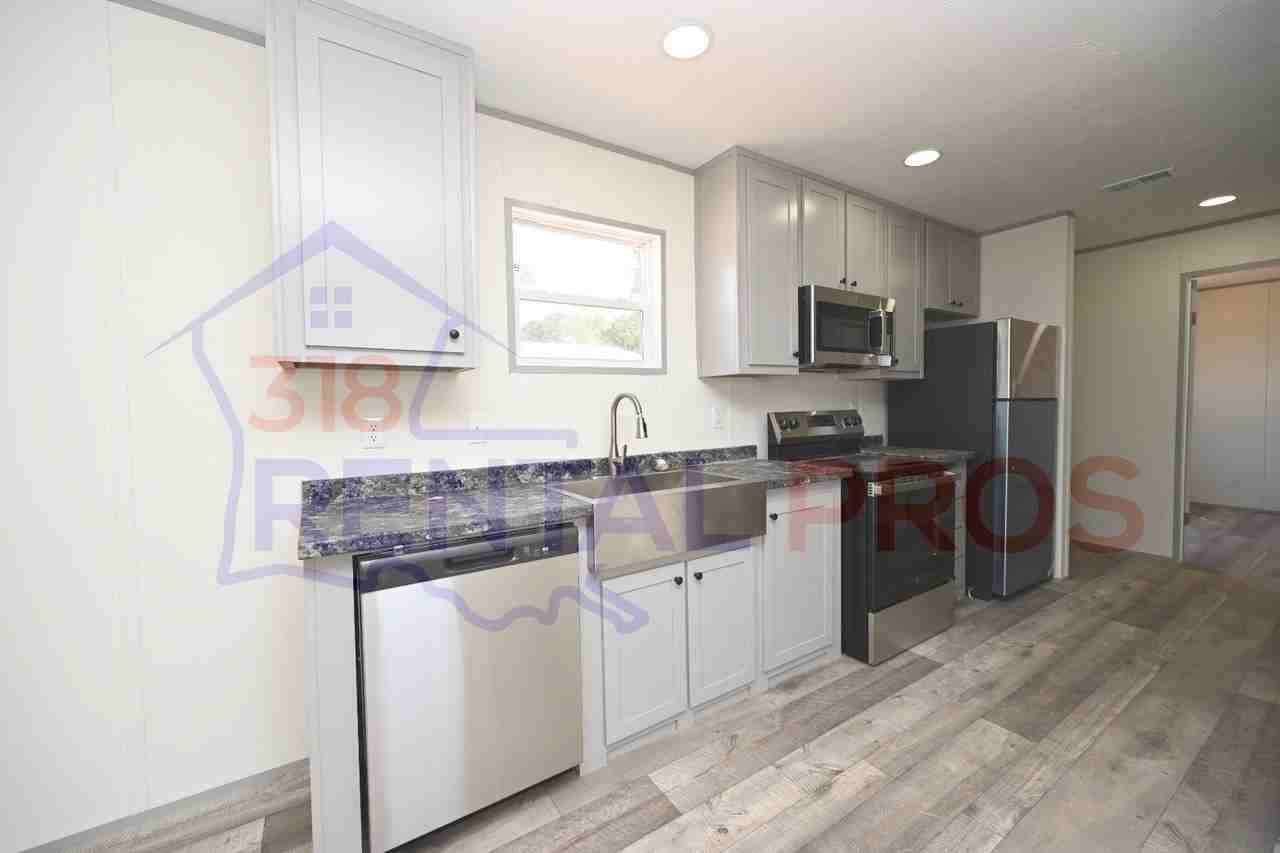 218 Kathryn Ln - Photo 6 of 17