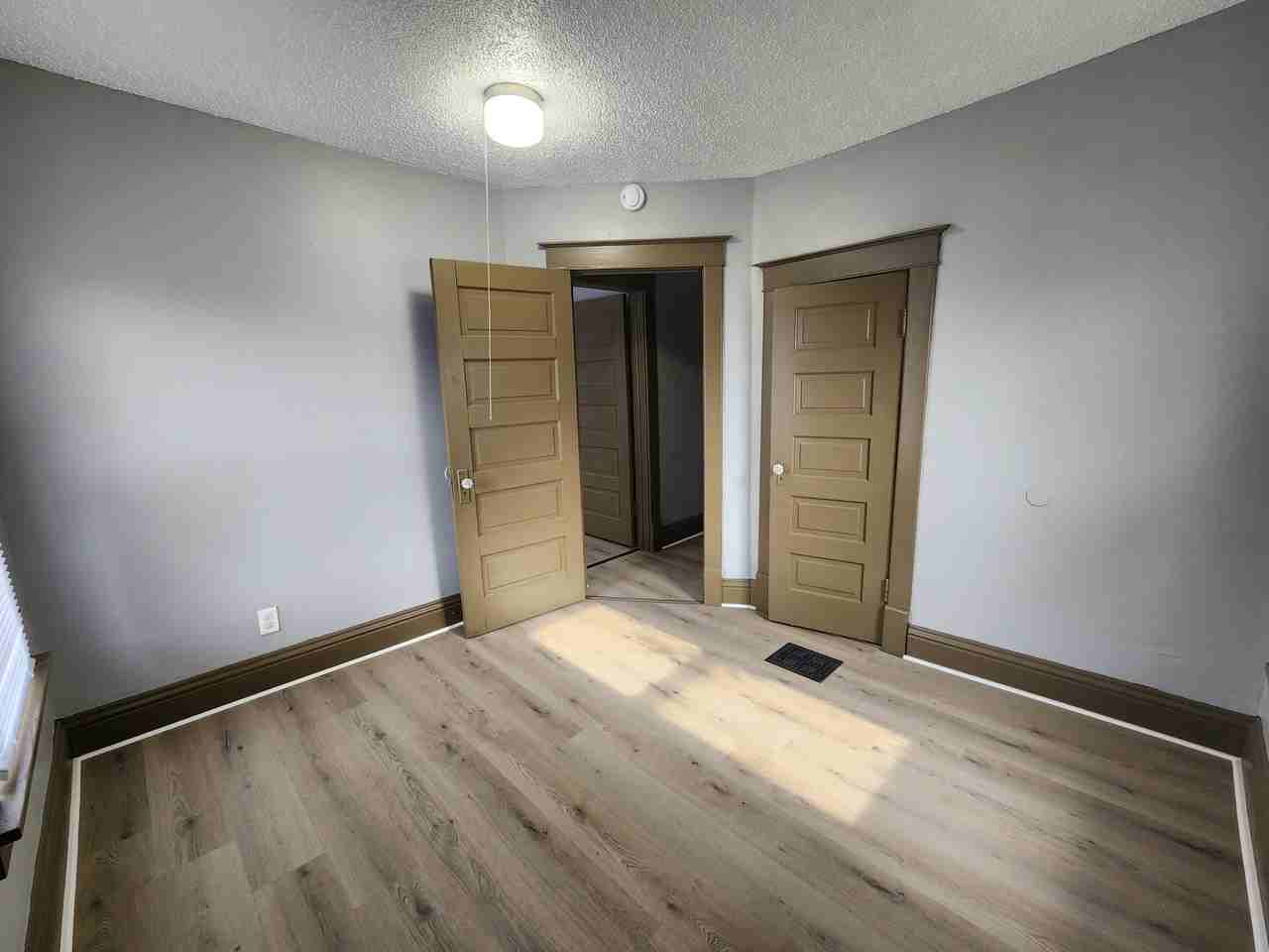 525 Courtland St - Photo 6 of 13