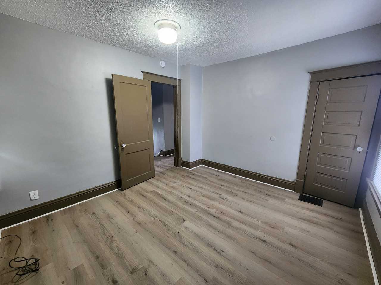 525 Courtland St - Photo 2 of 13