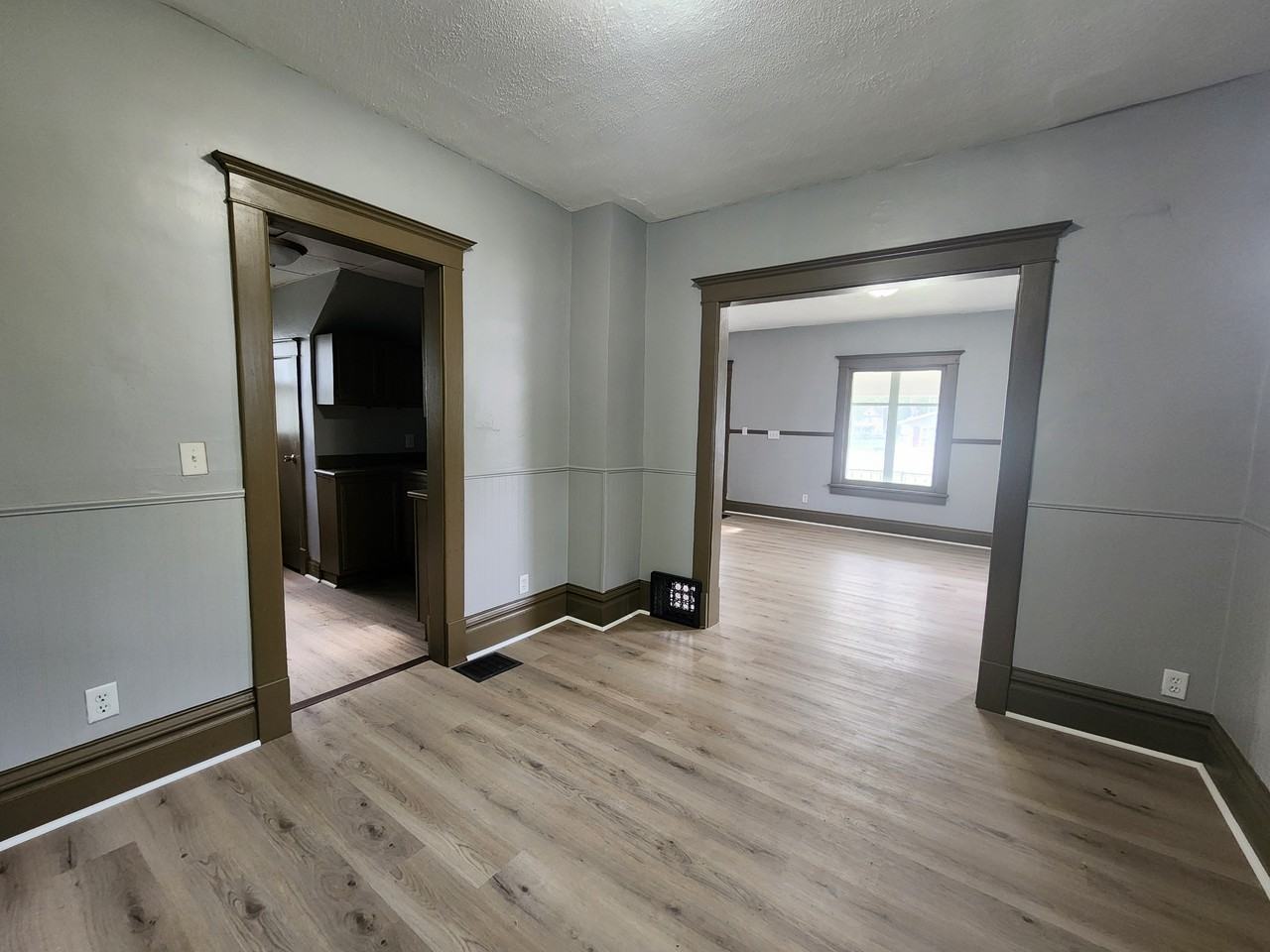 525 Courtland St - Photo 3 of 13