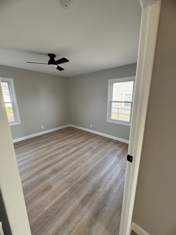 580 Edgewood Dr - Photo 4 of 27