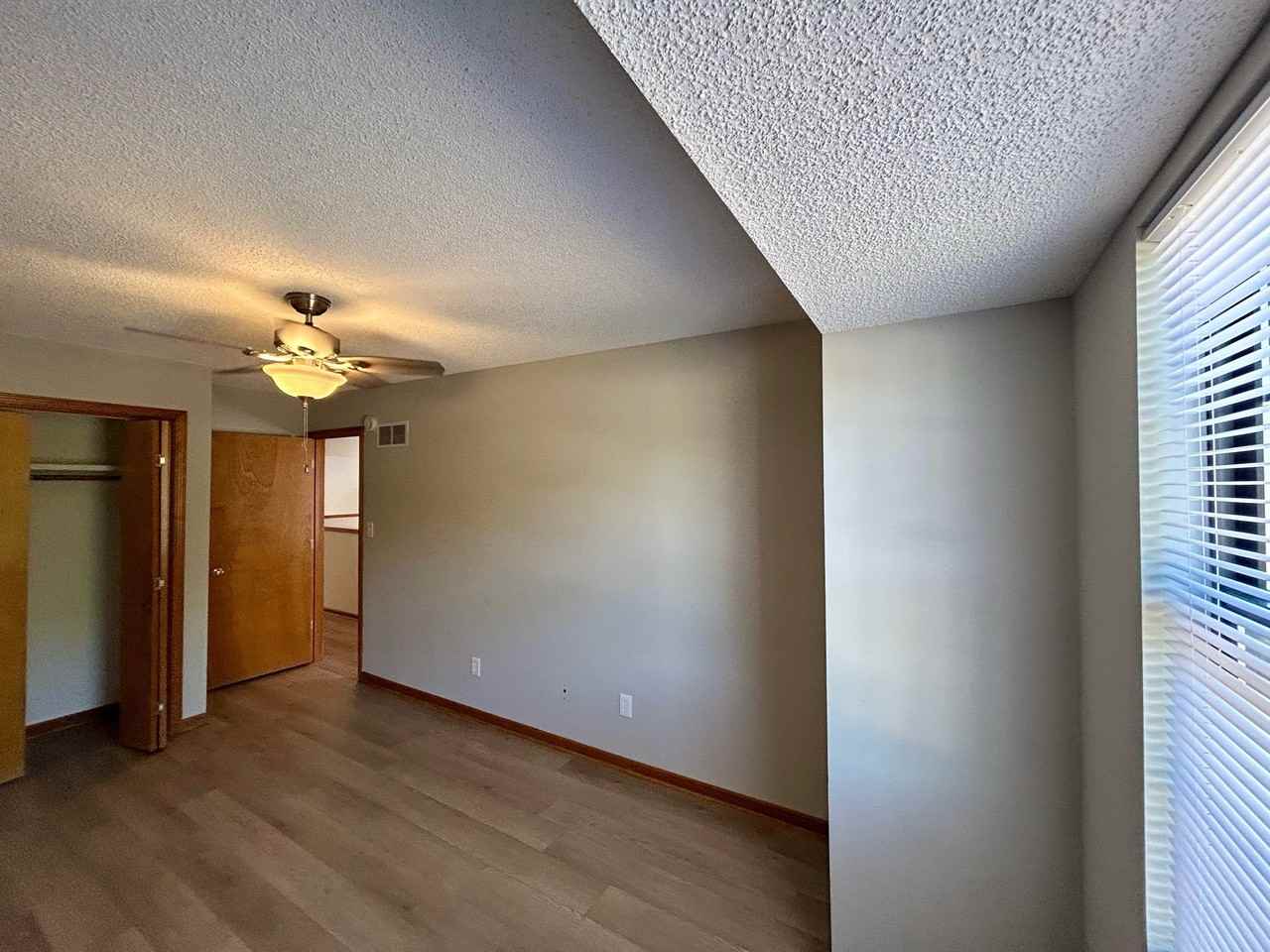 2519 Crestline Ct - Photo 6 of 11