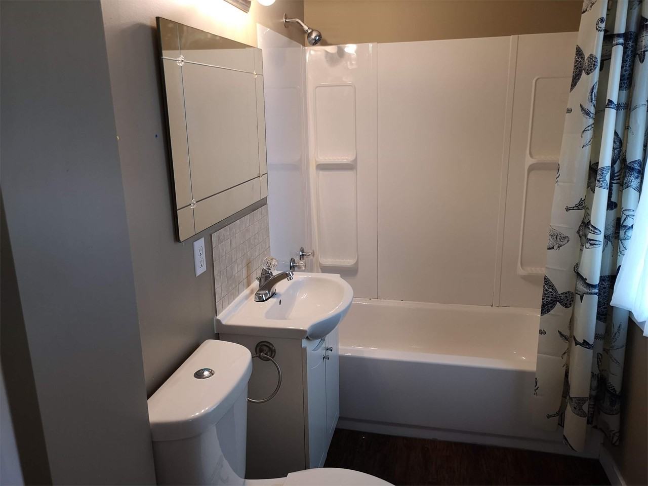 474 Harbison Ave W - Photo 5 of 10