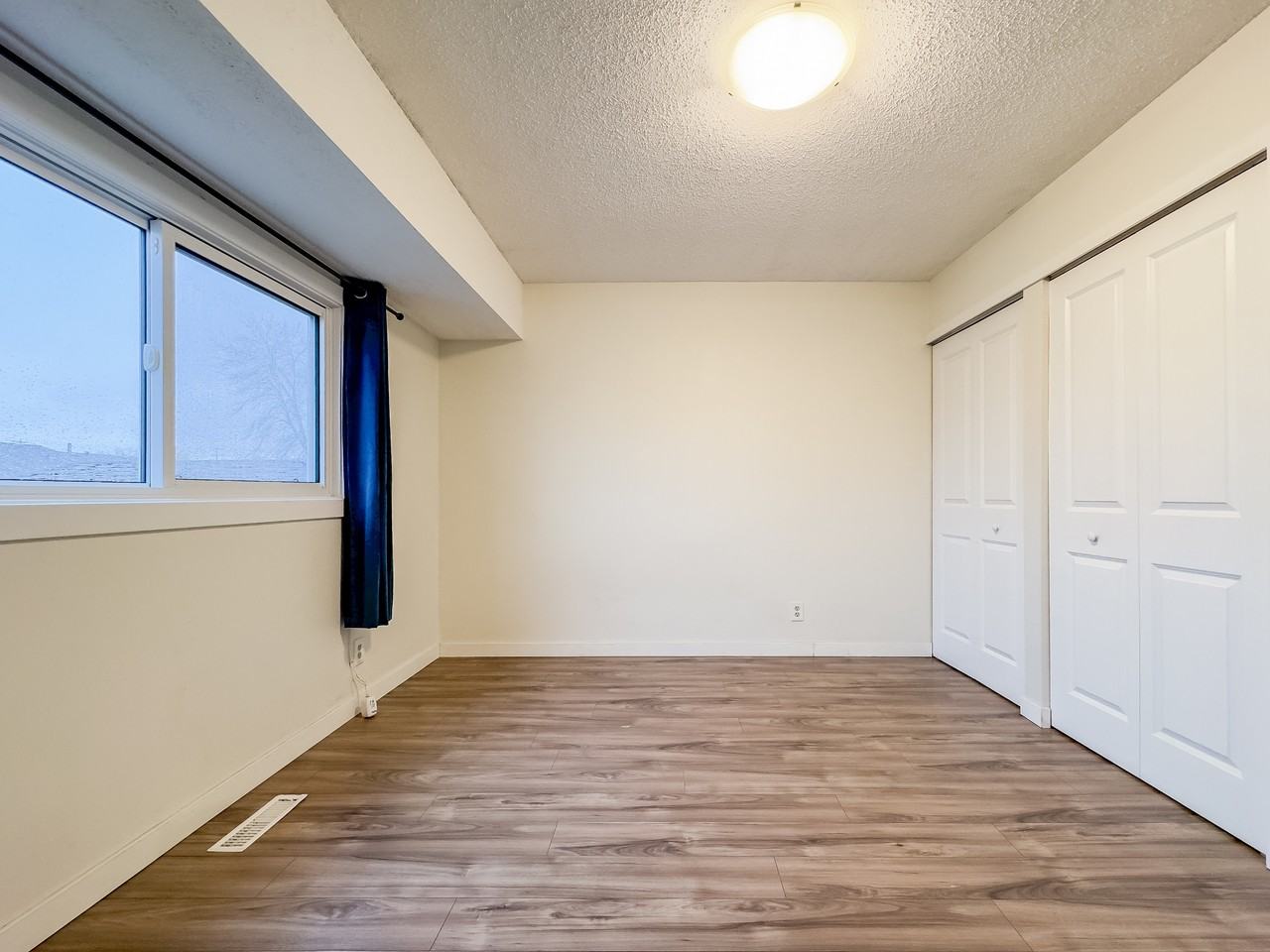79 Granby Bay - Photo 3 of 10