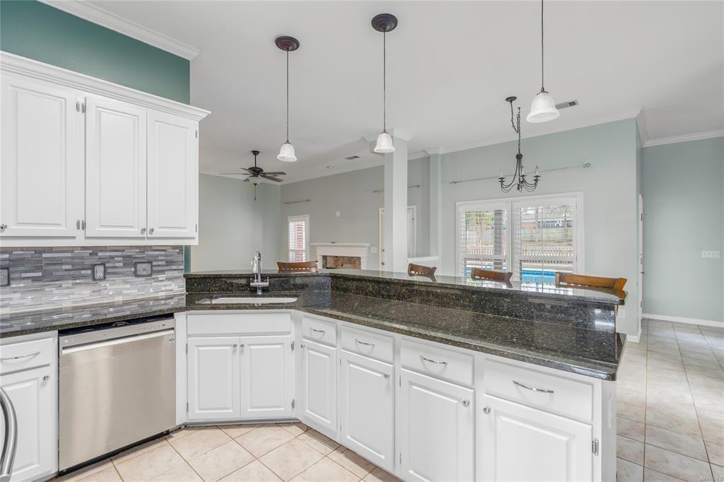 9691 Bent Brook Dr - Photo 4 of 50