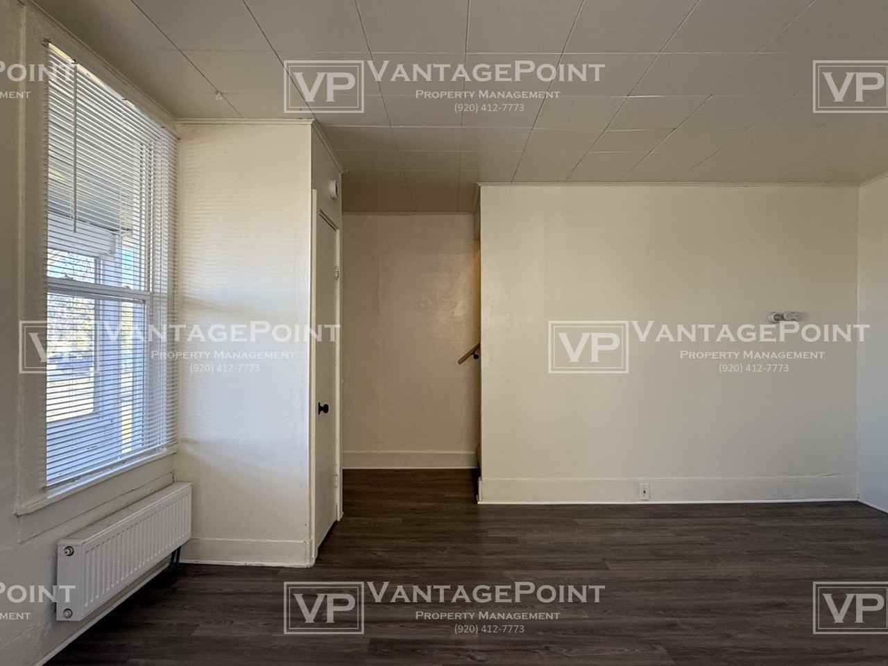 306 Smith St - Photo 7 of 16