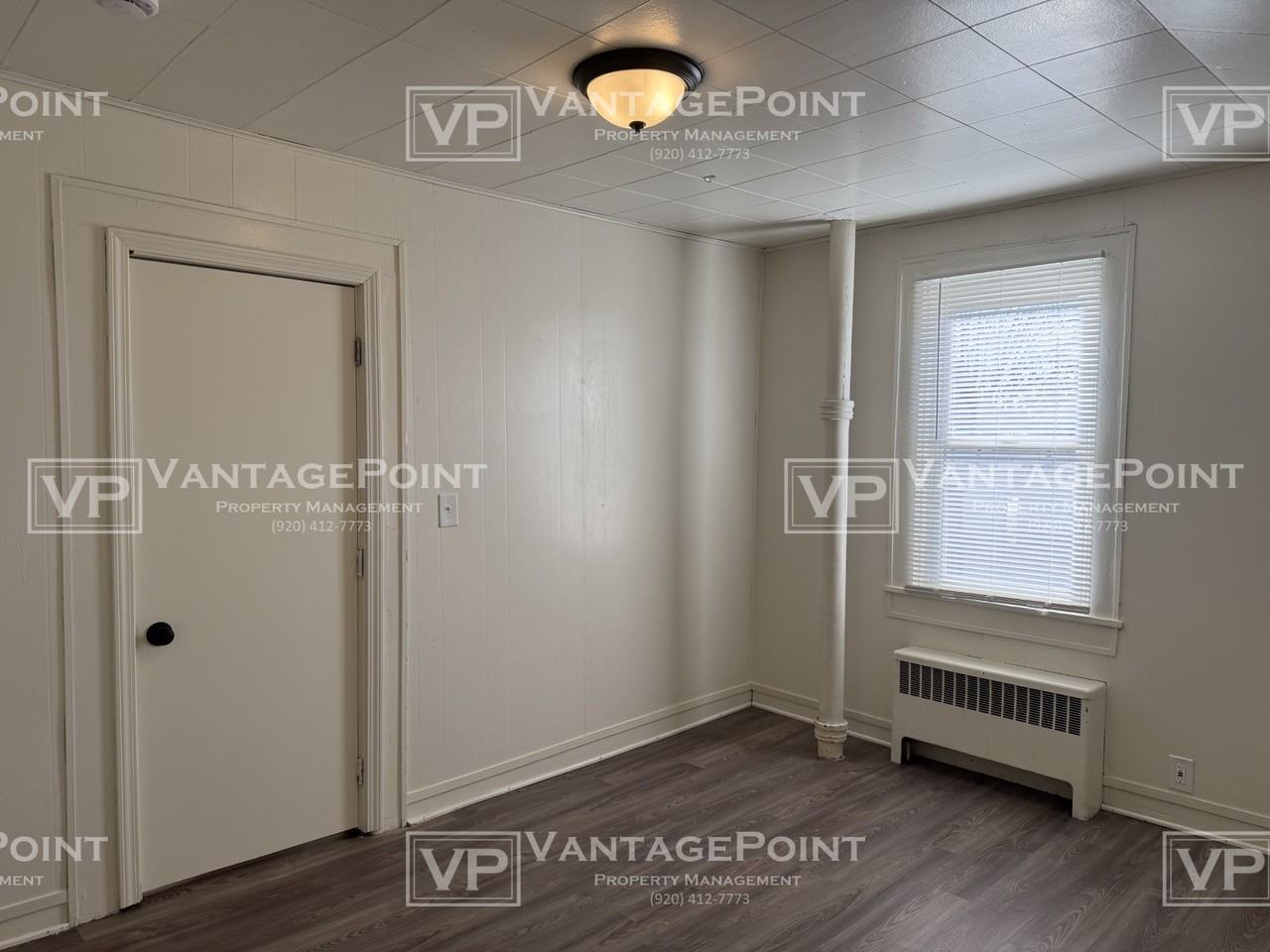 306 Smith St - Photo 5 of 16