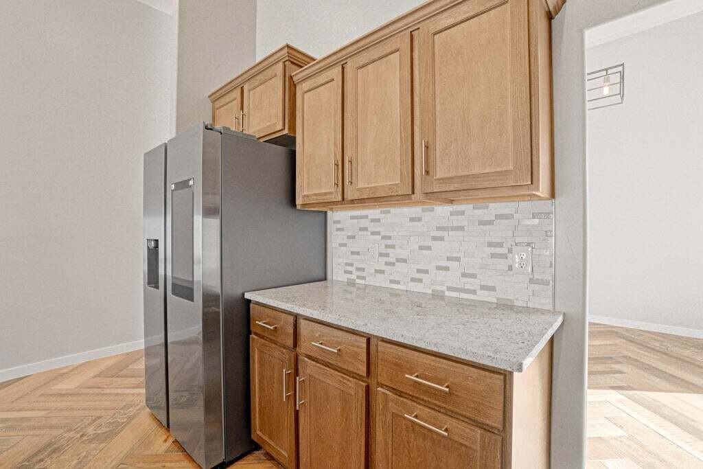 904 Ada Ln - Photo 6 of 28