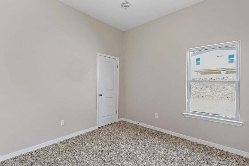 956 Gulf Streams - Photo 6 of 28