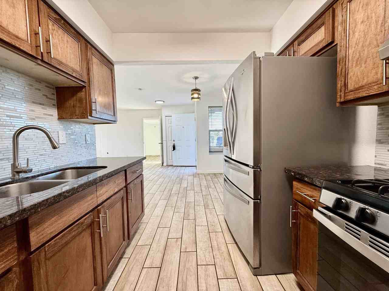 10833 Cardigan Dr - Photo 7 of 25