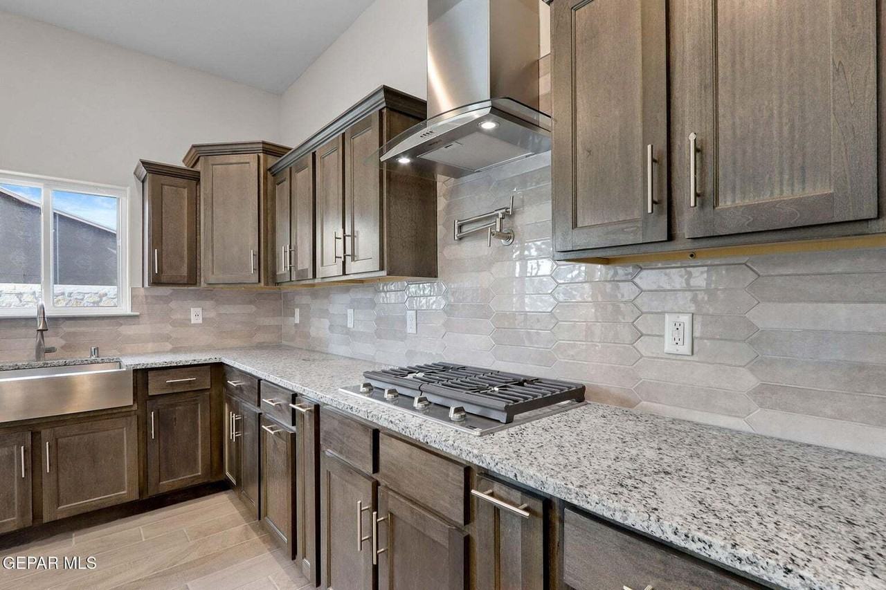 7429 Rio Rimac Dr - Photo 6 of 45