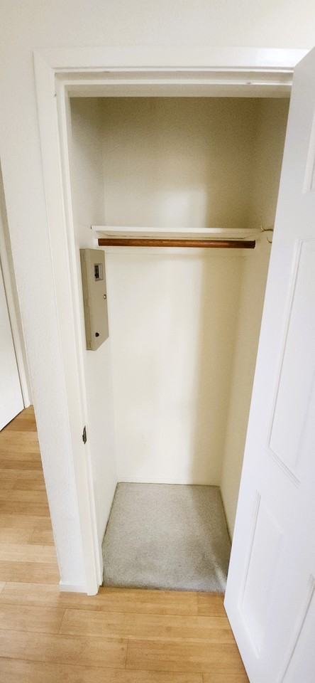 595 Headlands Ct #1 - Photo 2 of 17