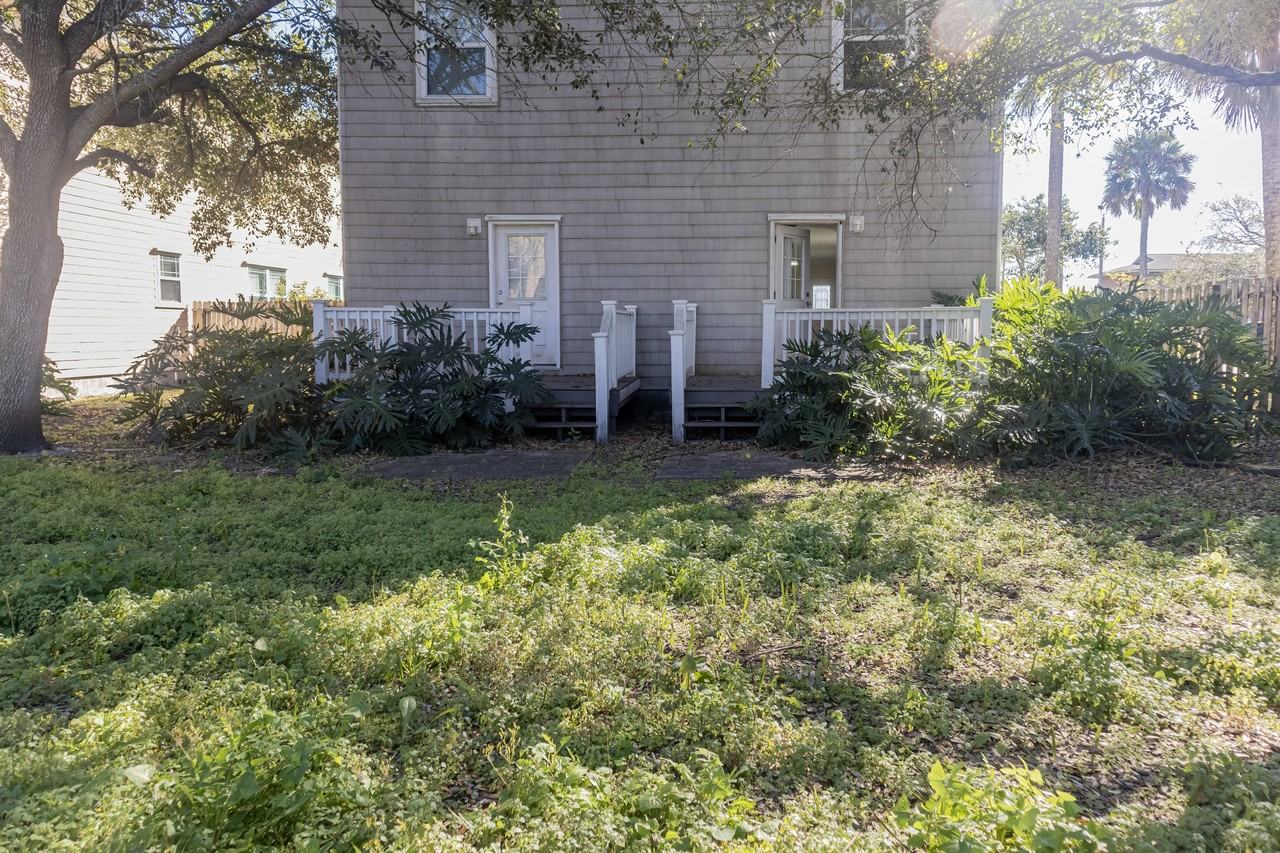 487 4th Ave S - Photo 3 of 13