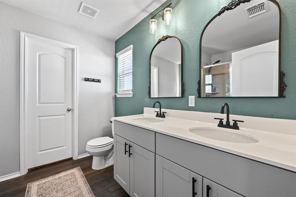 317 Black Alder St - Photo 4 of 10