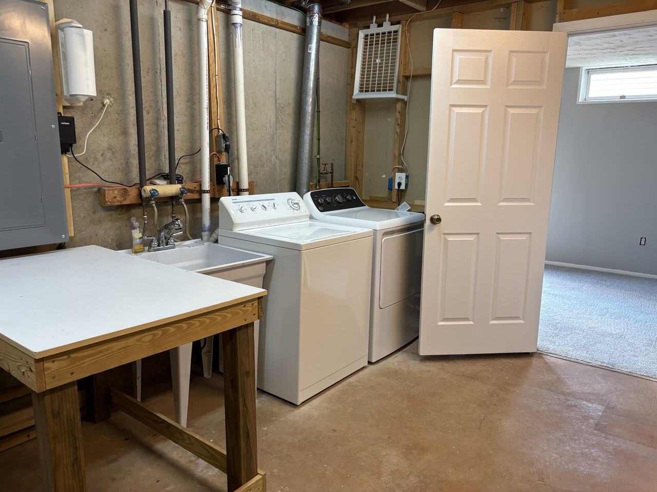 412 Kojun Ct - Photo 7 of 50