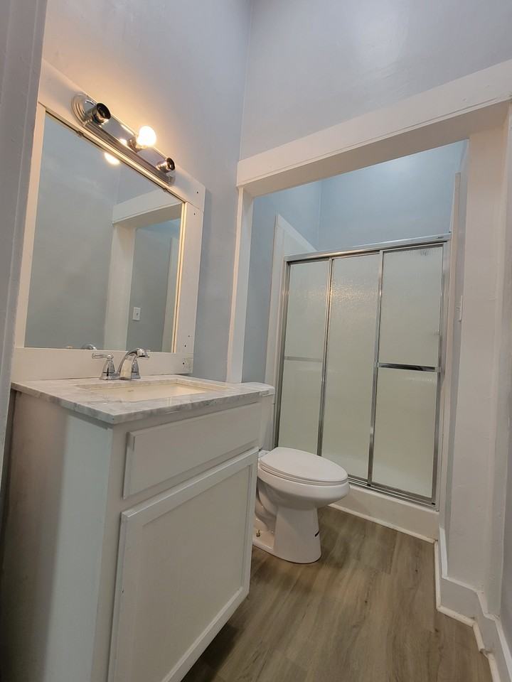 613 W Pine St #2 - Photo 2 of 6