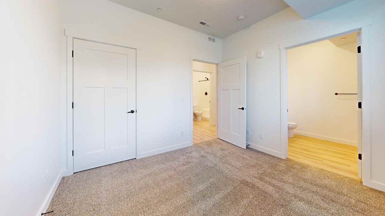 1132 Ws #107 - Photo 3 of 9
