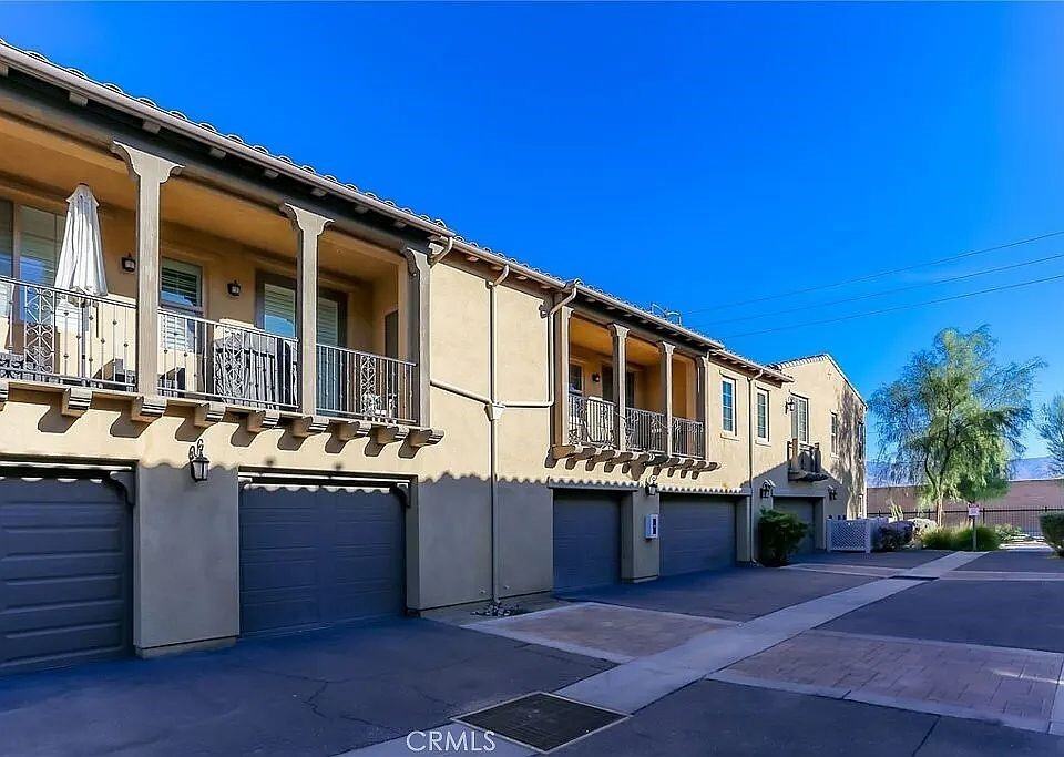 250 Paseo Bravo - Photo 5 of 17