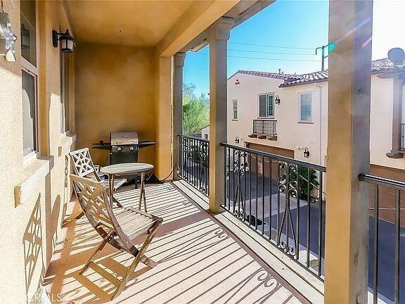 250 Paseo Bravo - Photo 2 of 17
