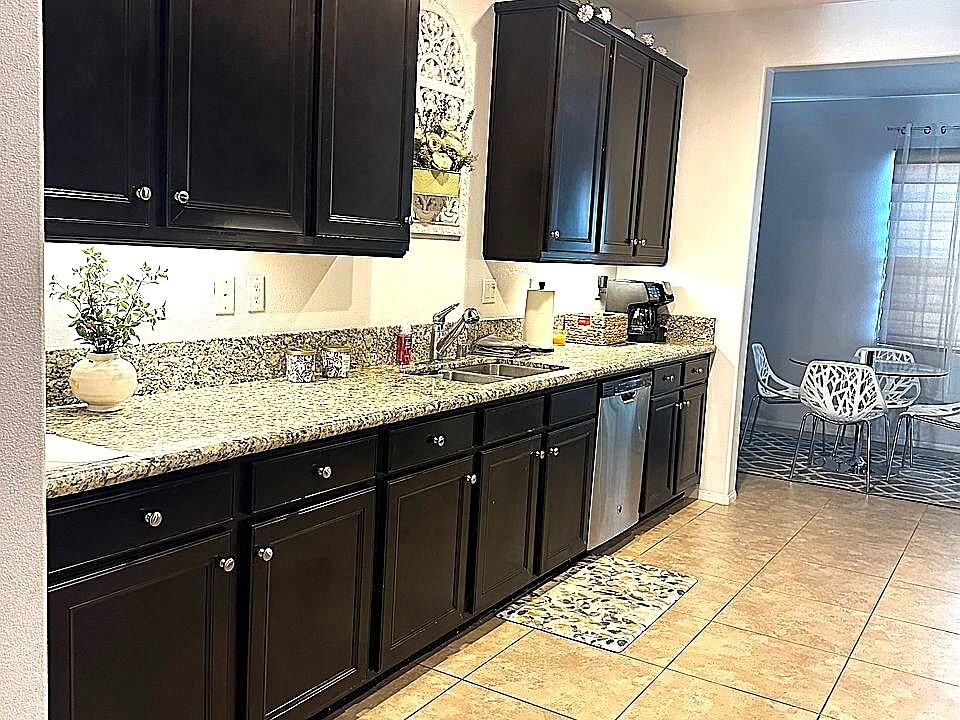 250 Paseo Bravo - Photo 6 of 17