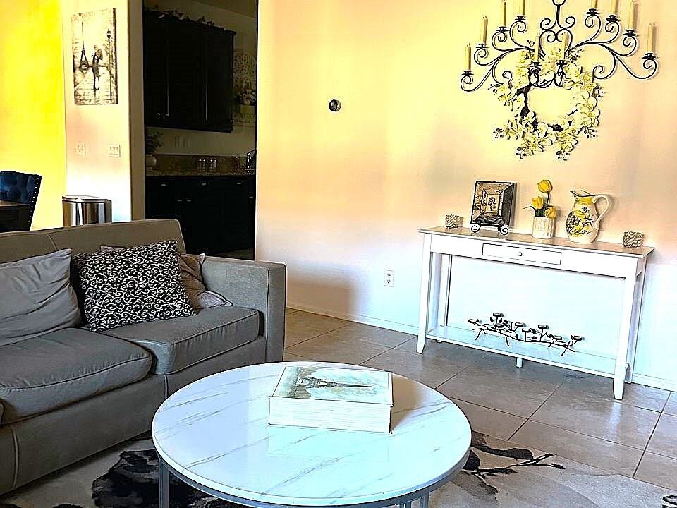 250 Paseo Bravo - Photo 3 of 17
