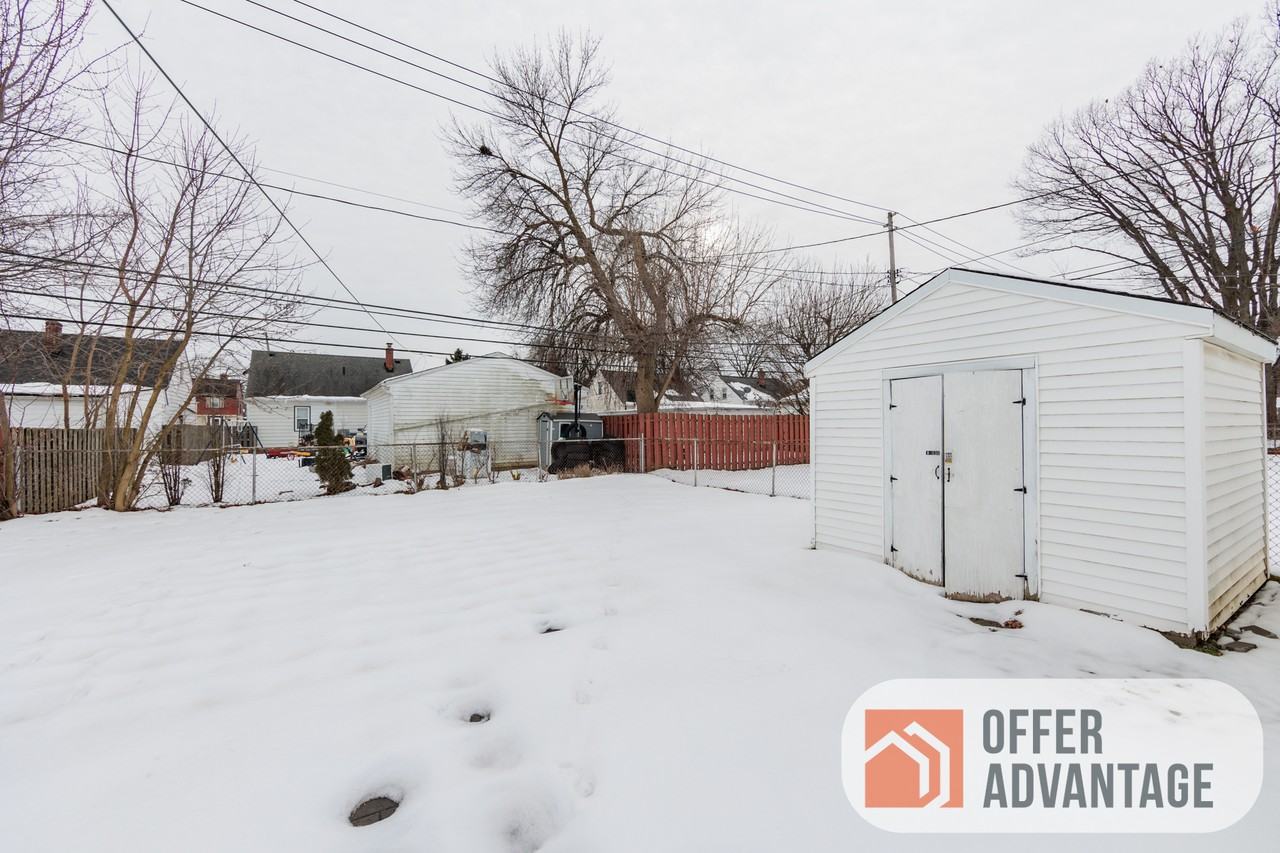 12404 Willard Ave - Photo 6 of 10