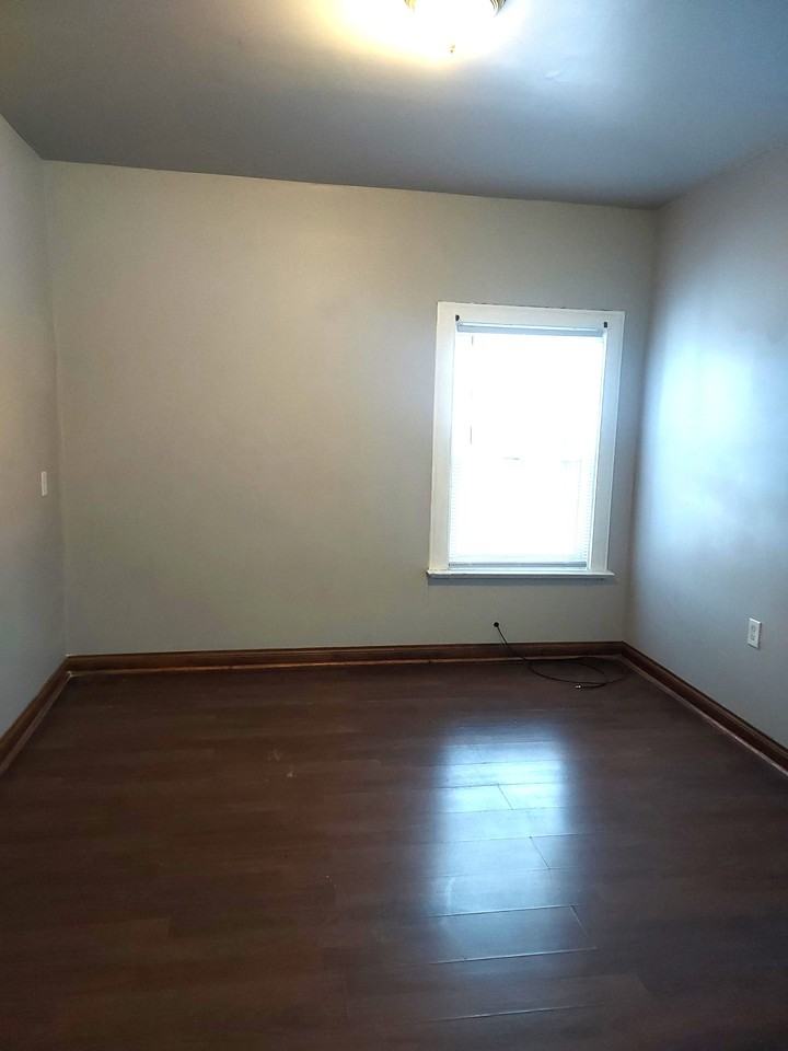 329 Marshall St #329 - Photo 7 of 8