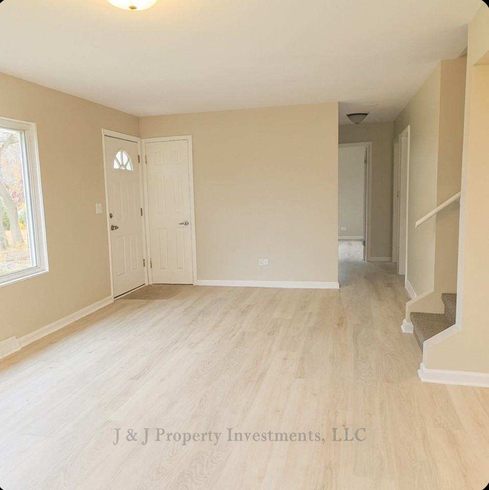 7119 S Solon Rd - Photo 5 of 24