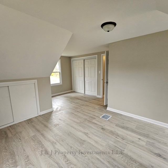 7119 S Solon Rd - Photo 6 of 24