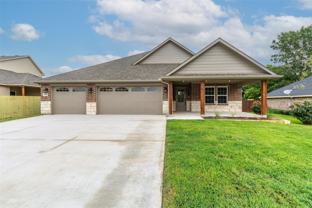 5007 Peacock Ln - Photo 1 of 1