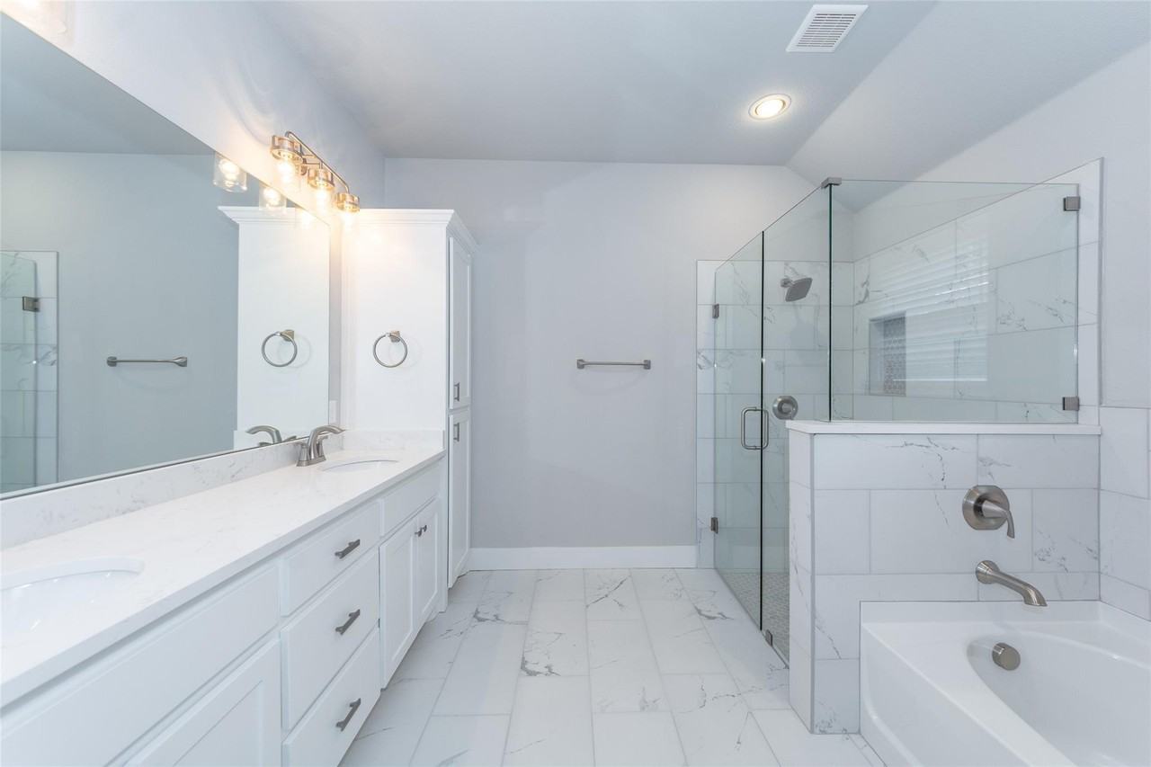 5007 Peacock Ln - Photo 7 of 10