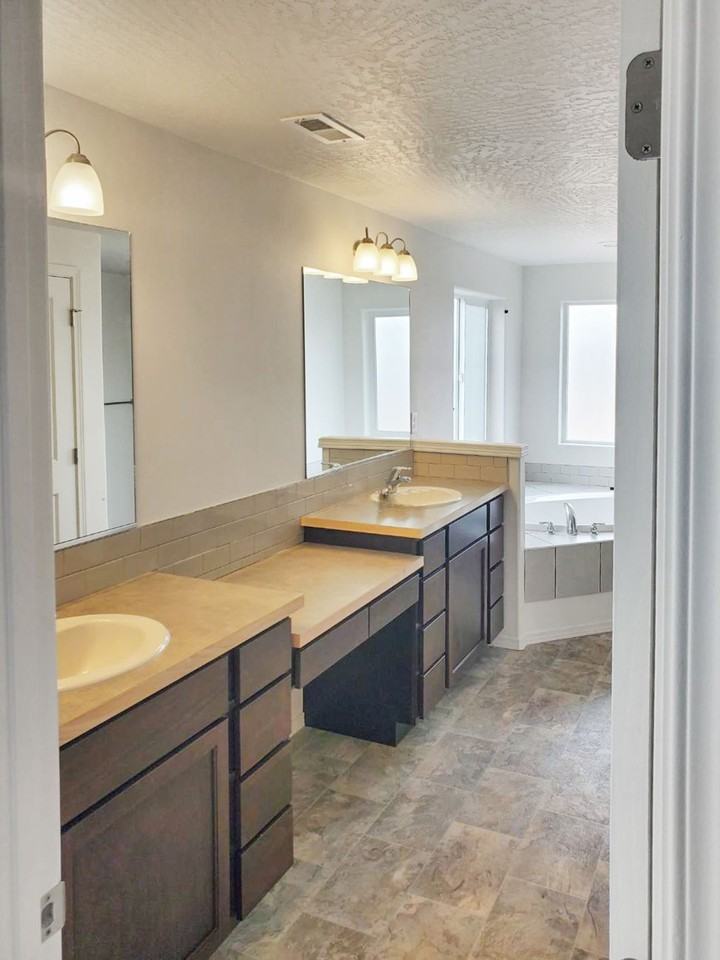 4026 N Arrowleaf Loop - Photo 4 of 23