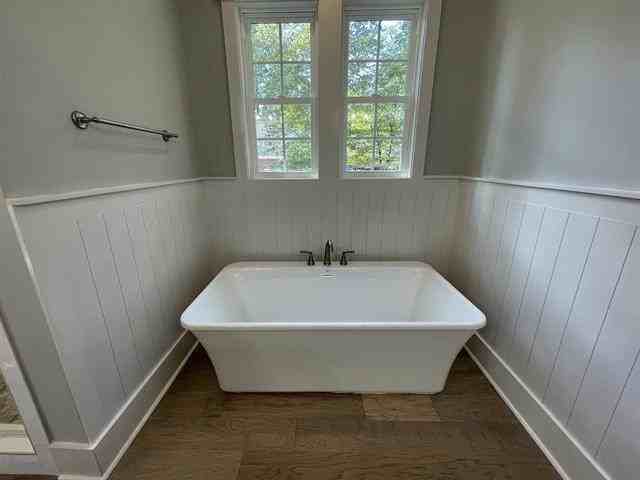 1830 Snug Harbor Dr - Photo 4 of 24