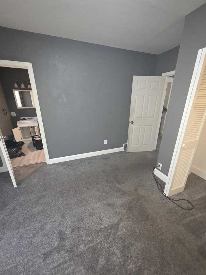 3917 Homewood Ave #LWR - Photo 3 of 19