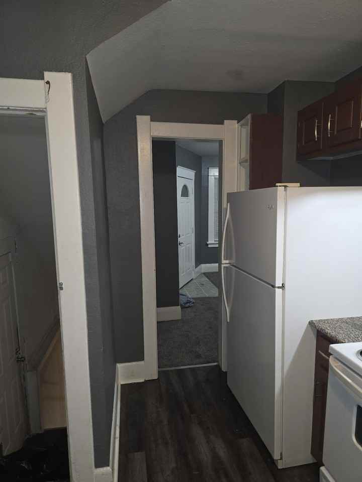 3917 Homewood Ave #LWR - Photo 7 of 19