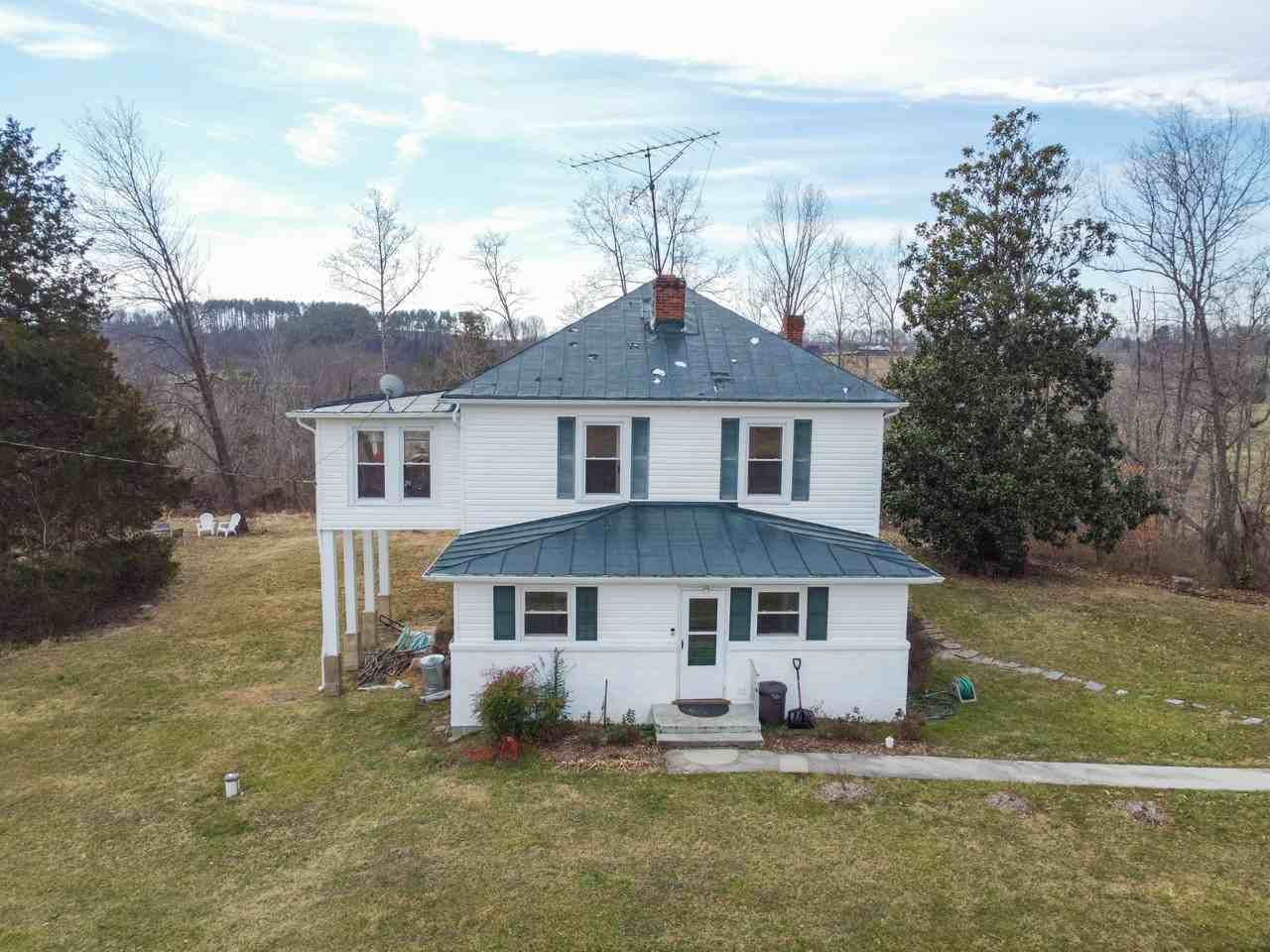 437 Roseland Rd - Photo 4 of 21