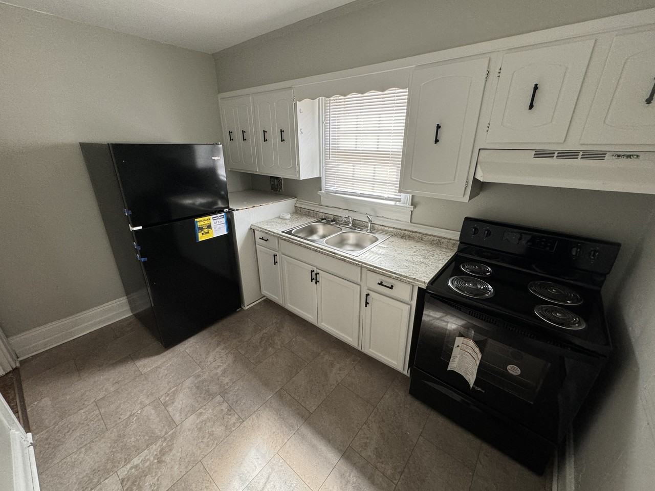 709 Jackson St - Photo 5 of 8