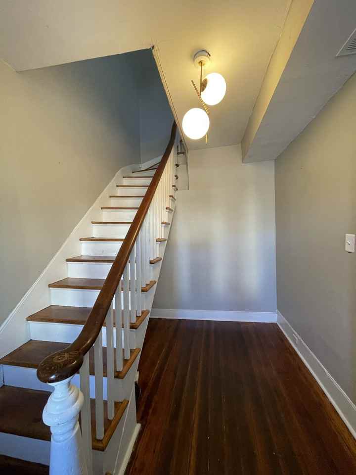 1110 11th St - Photo 4 of 19