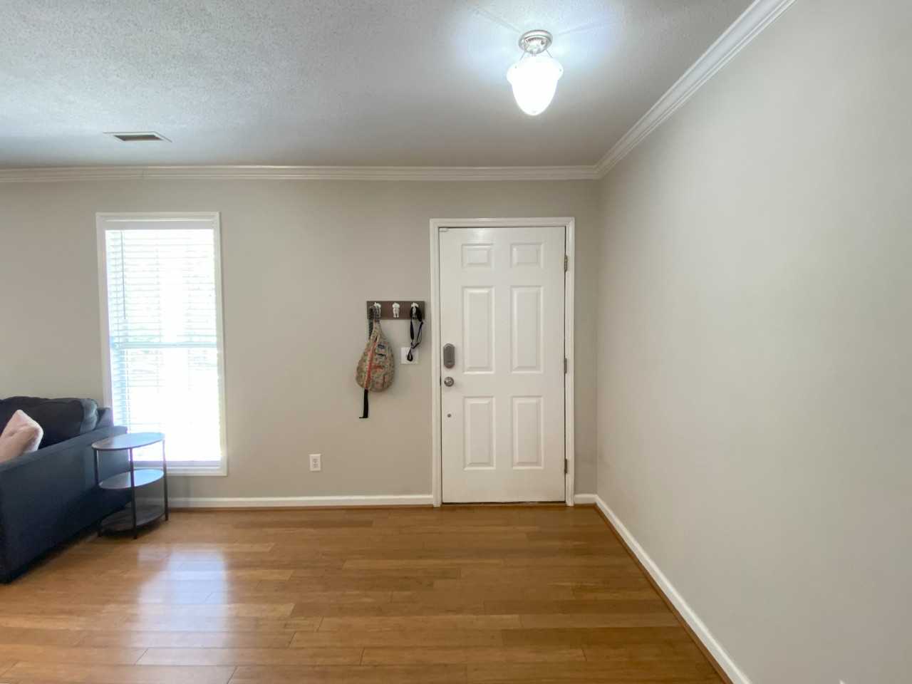 92 Hunters Rdg - Photo 3 of 20