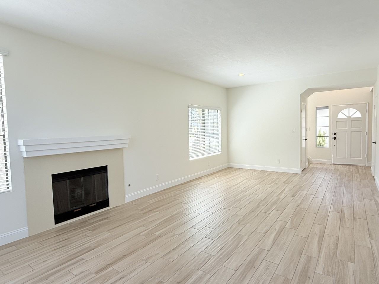 3628 Voyager Cir - Photo 7 of 33
