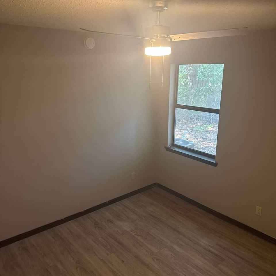 455 Stara Cir #C - Photo 3 of 26
