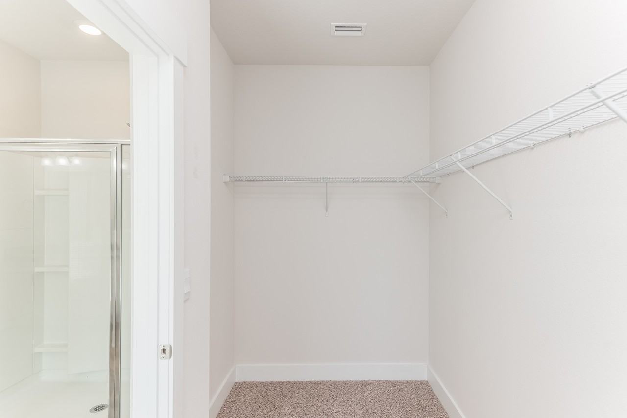 10629 Davenport Loop - Photo 5 of 31