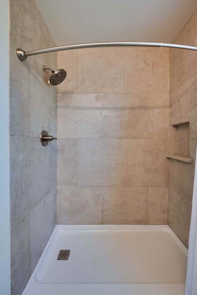 534 Wanda Dr - Photo 3 of 25