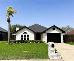 featured image of 2415 Heather Ave