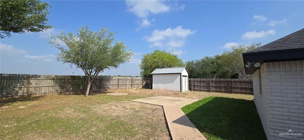 2415 Heather Ave - Photo 5 of 20