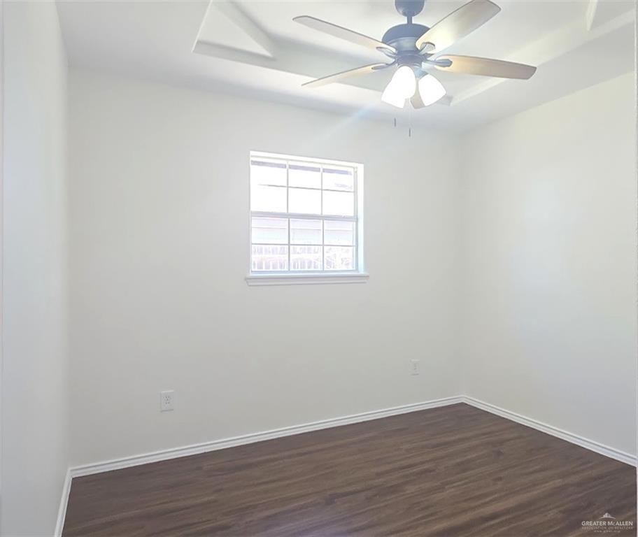 2415 Heather Ave - Photo 3 of 20