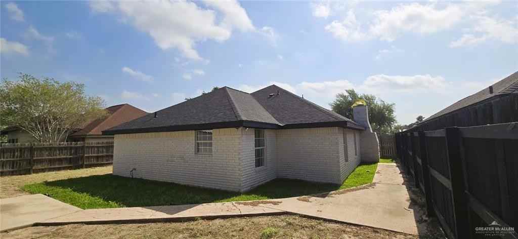 2415 Heather Ave - Photo 3 of 20