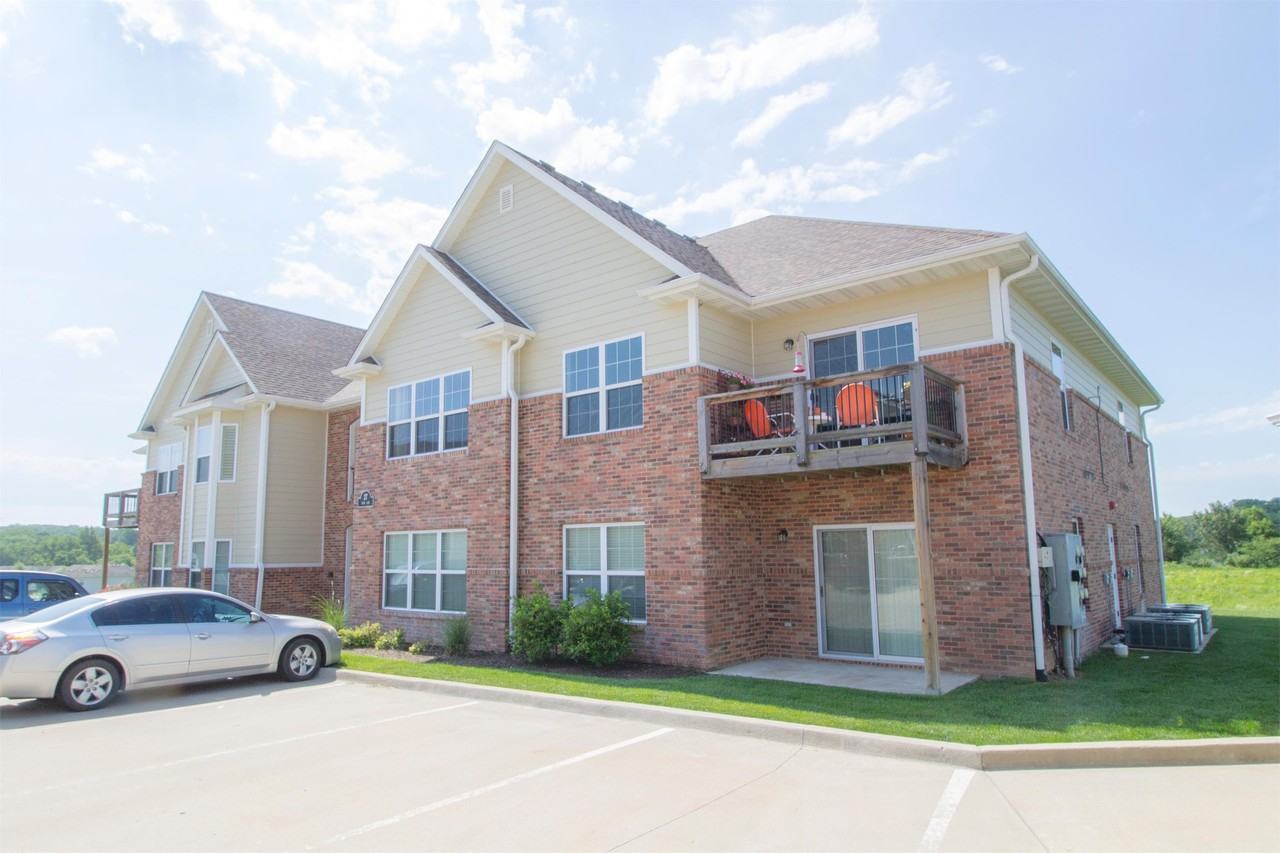 27 N Grace Ln #1