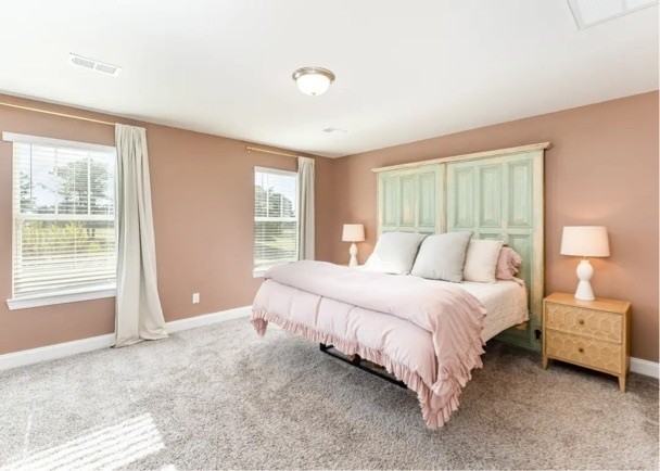 241 River Rd - Photo 4 of 31